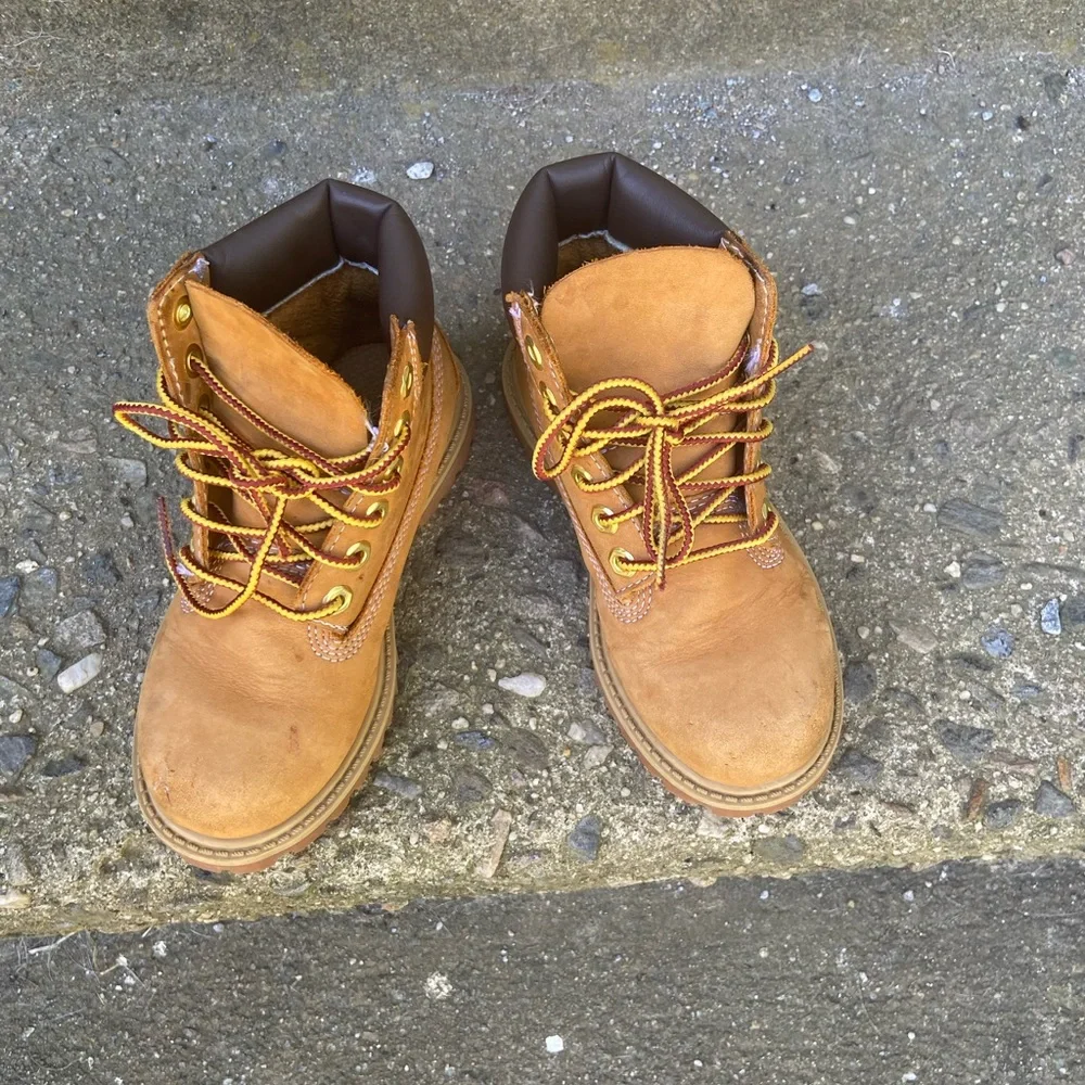💥Flash Sale💥Timberland Boots - Picture 1 of 3